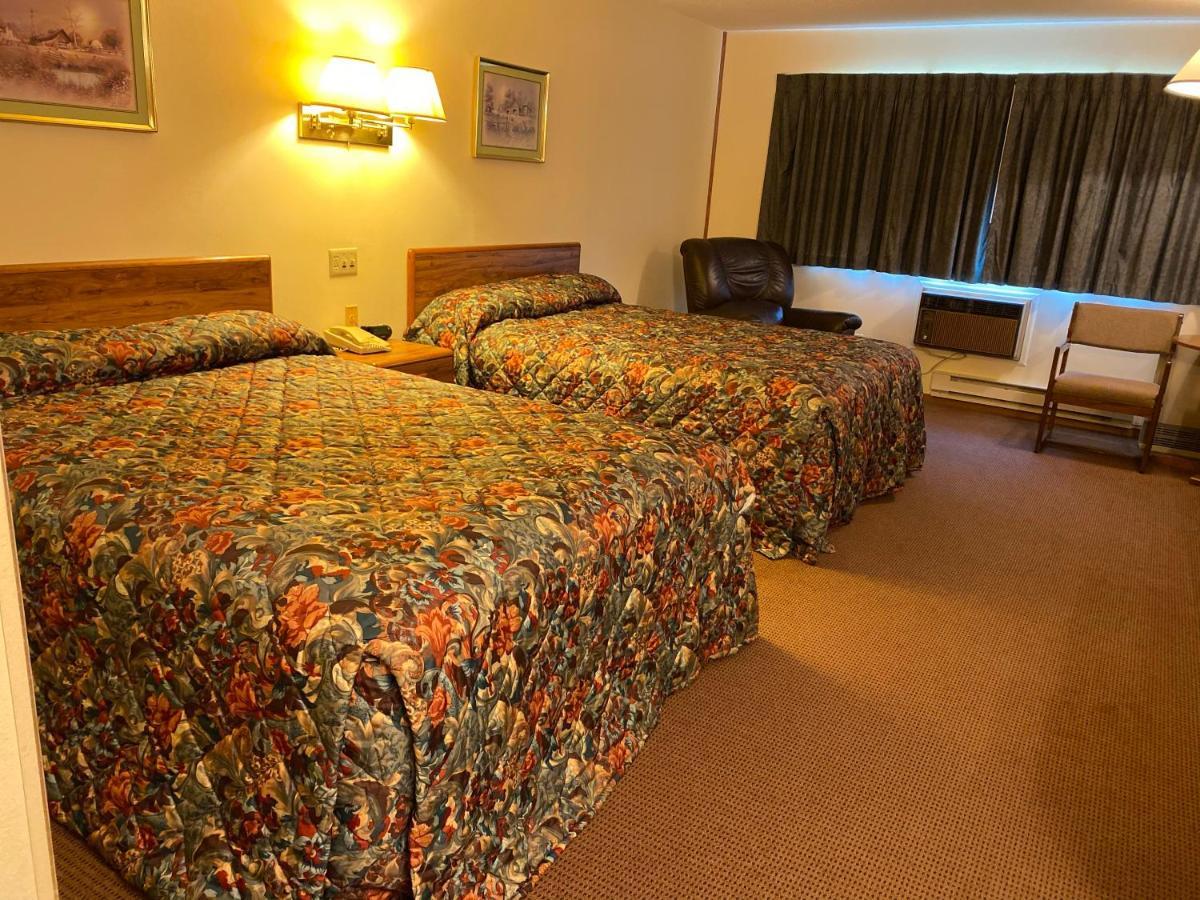 Amerivu Inn Prentice Buitenkant foto