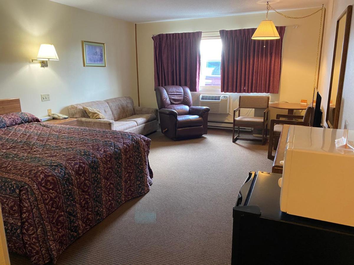 Amerivu Inn Prentice Buitenkant foto